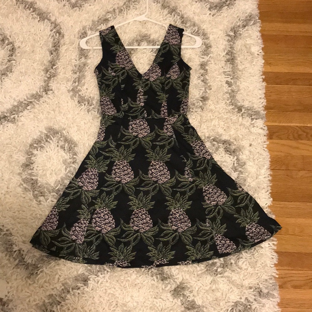 Never-Been-Worn H&M pineapple print sundress